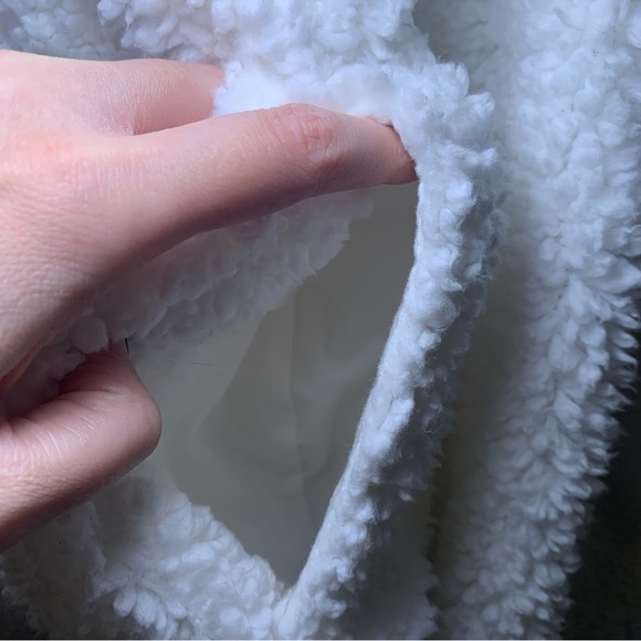 Girlie Girl Originals Medium White Sherpa Half Zip Pullover Pink Collar - Picture 10 of 14